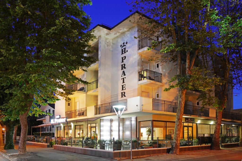 Hotel Prater Cesenatico Buitenkant foto